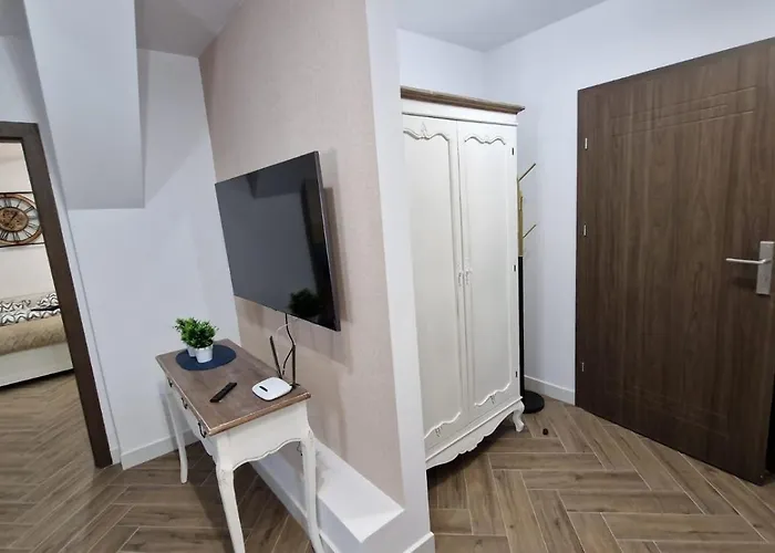 Jaracza 28 Nr 18 Lägenhet